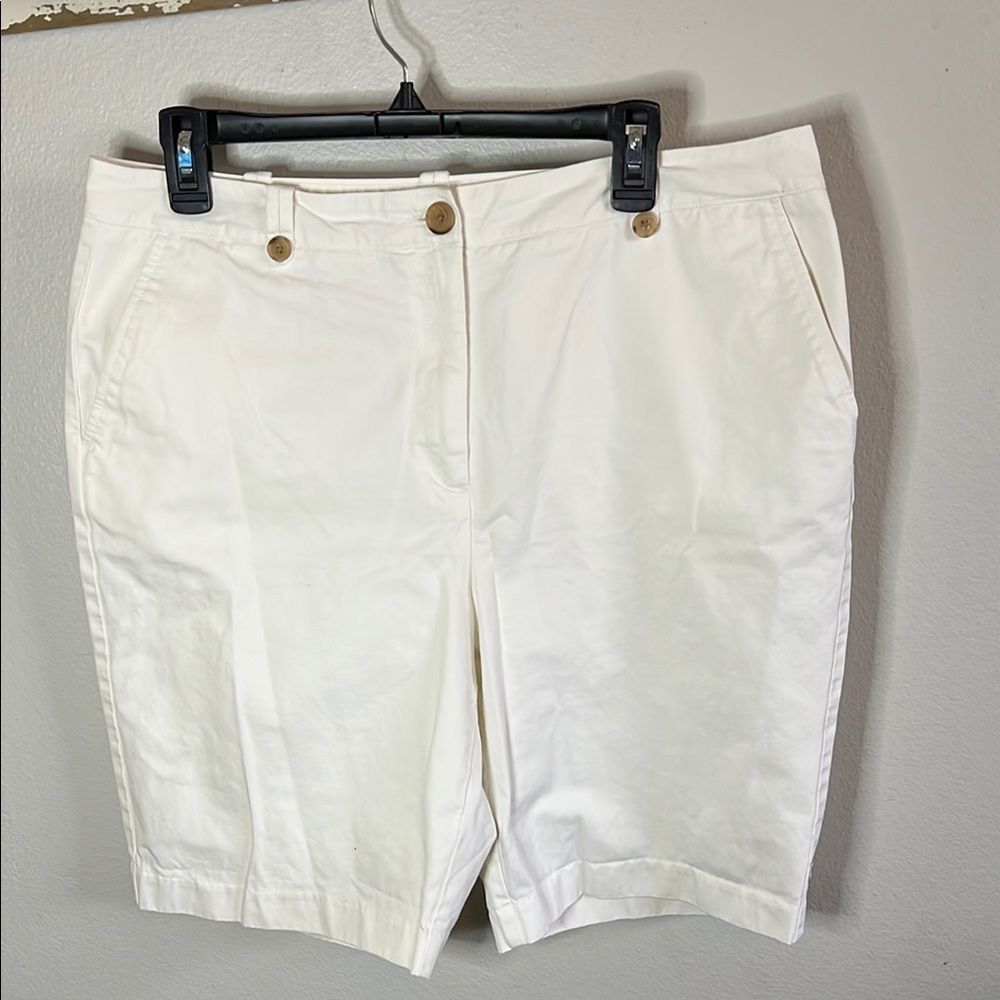 Lands End Bermuda White Shorts Size 14